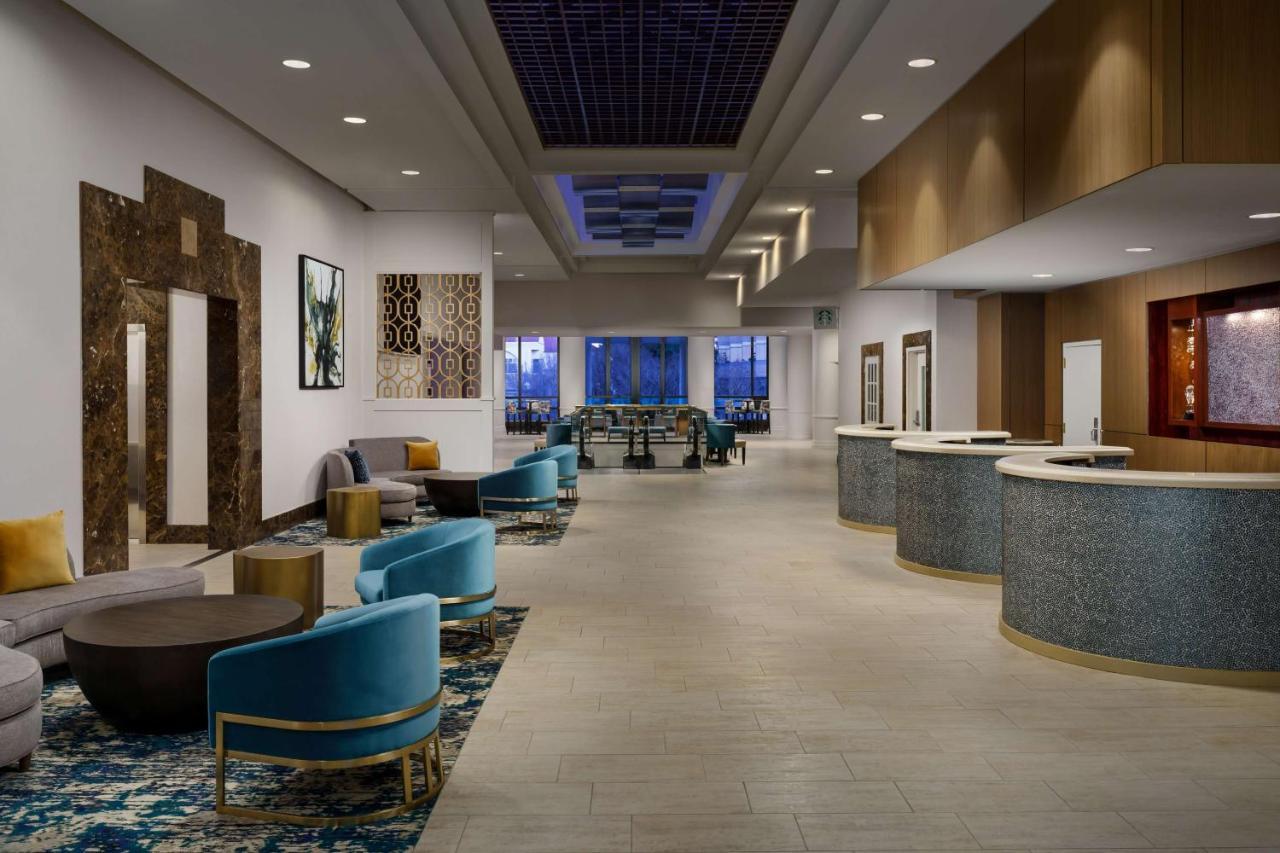Hilton Charlotte University Place Exterior photo